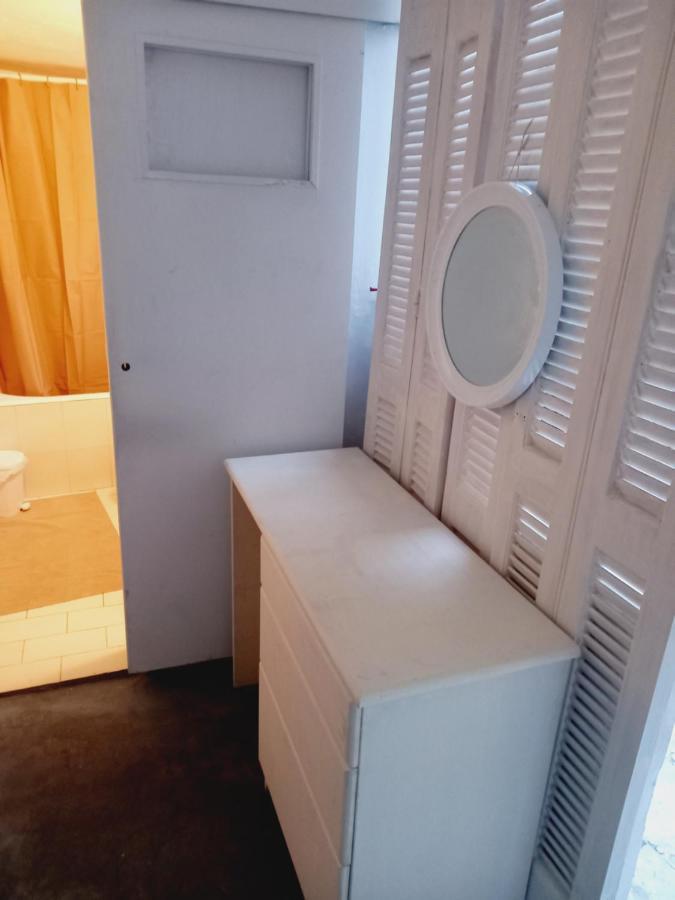 Στην Αυλή Της Ράχης Apartment Каламата Екстериор снимка