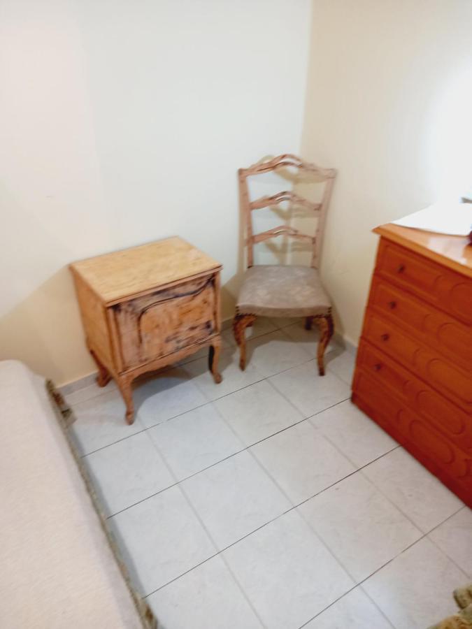 Στην Αυλή Της Ράχης Apartment Каламата Екстериор снимка